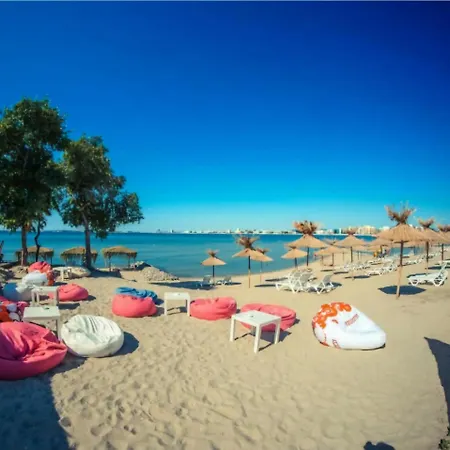 Sunny Sanny Parking Free Apartment *